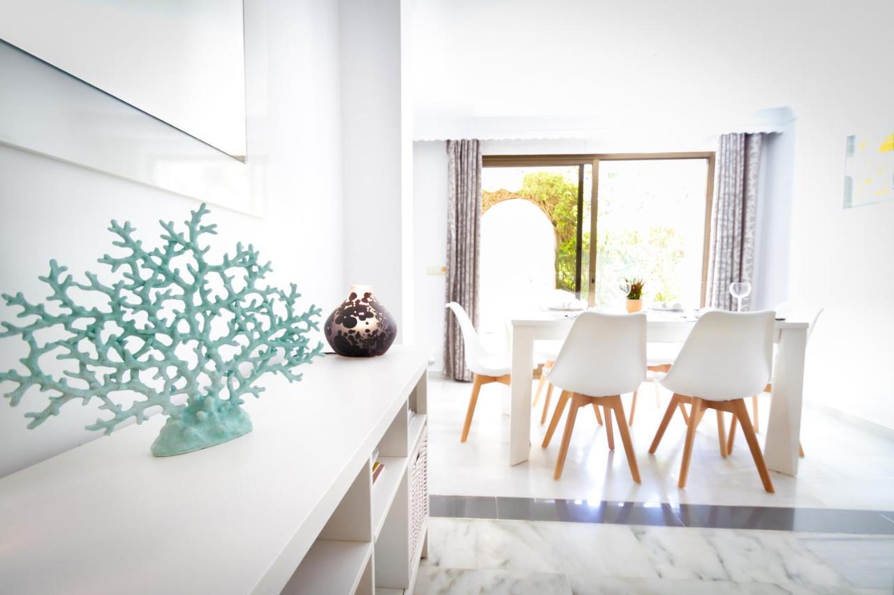 Marbella Banus Suites - Golden Beach Marbella Suite Exterior photo
