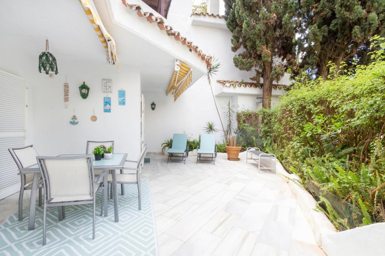 Marbella Banus Suites - Golden Beach Marbella Suite Exterior photo