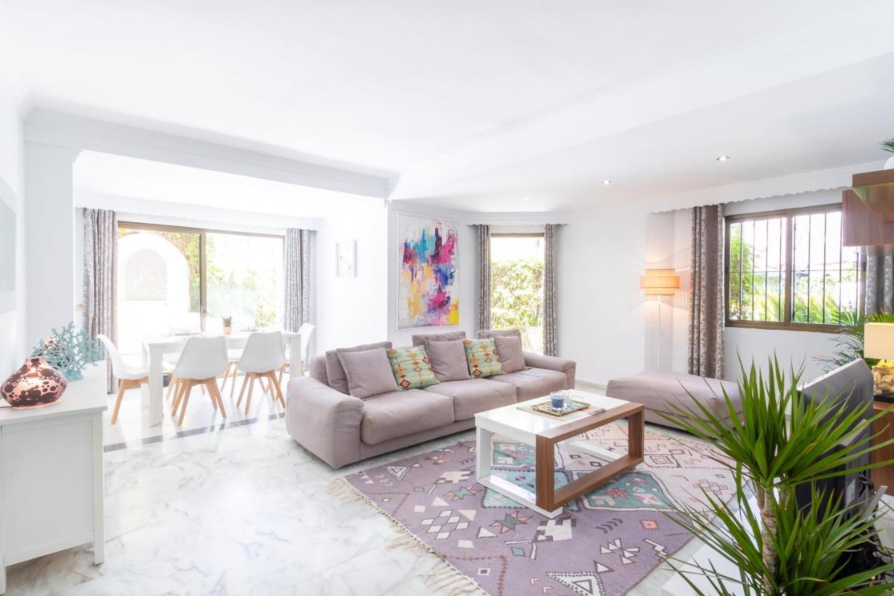 Marbella Banus Suites - Golden Beach Marbella Suite Exterior photo